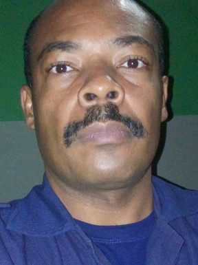 <span>Paulo, 53</span> <span style='width: 25px; height: 16px; float: right; background-image: url(/bitmaps/flags_small/BR.PNG)'> </span><br><span>Itabuna, Brazil</span> <input type='button' class='joinbtn' style='float: right' value='JOIN NOW' />