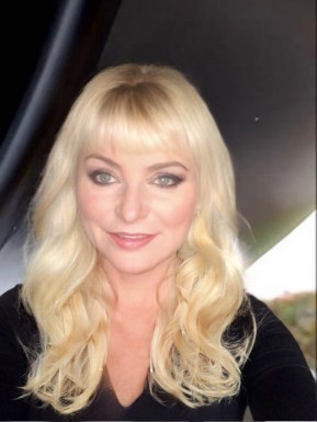 <span>Raisa, 67</span> <span style='width: 25px; height: 16px; float: right; background-image: url(/bitmaps/flags_small/UA.PNG)'> </span><br><span>Dnipro, Ukraine</span> <input type='button' class='joinbtn' style='float: right' value='JOIN NOW' />